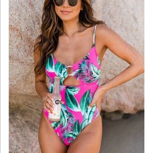 PinkLily Ribbed Hot Pink Palm One Piece Swimsuit LARGE NWOT